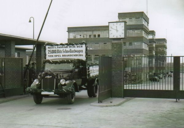 Blitz 1931 - 1951 und Militärfahrzeuge