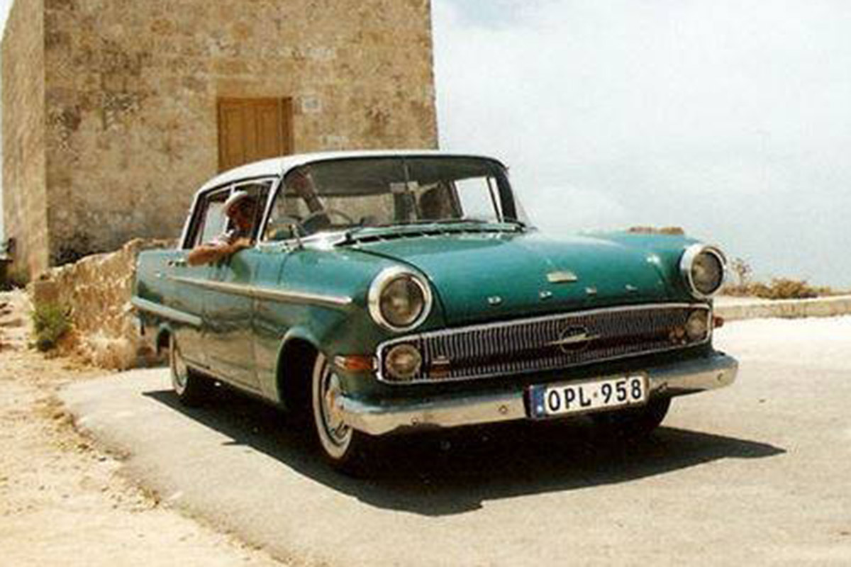 Opel Kapitän (1957-1963)
